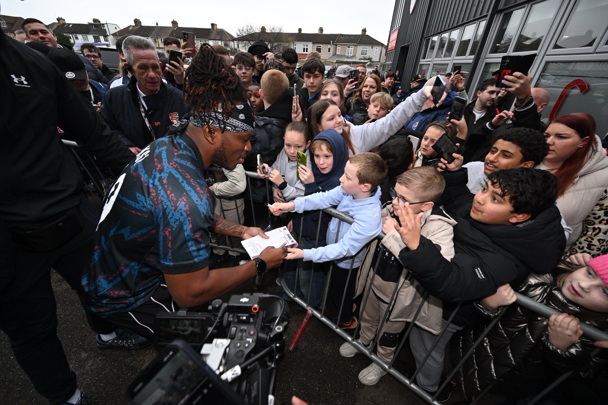 Dagenham & Redbridge tweet media