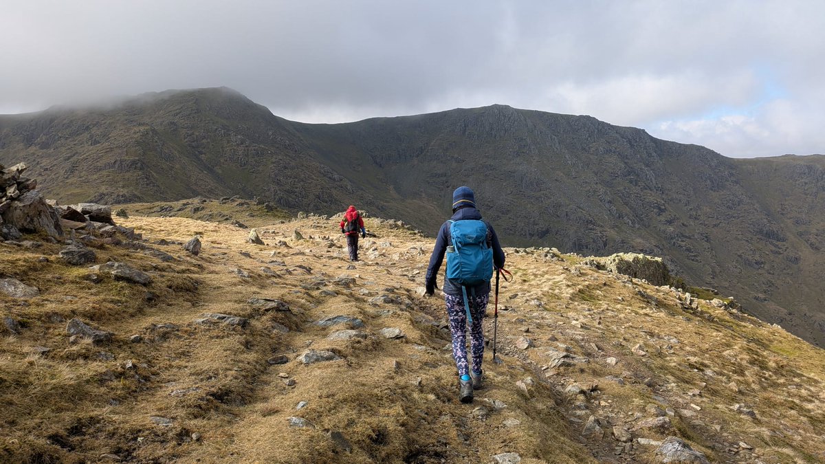 VeganOlive1's tweet photo. Awesome walk up #Wetherlam #LakeDistrict with Popeye #PlantPowered #Vegan #Fitness ๐๐ถโโ๏ธ๐๏ธโโ๏ธ https://t.co/xnuj9KYtEe