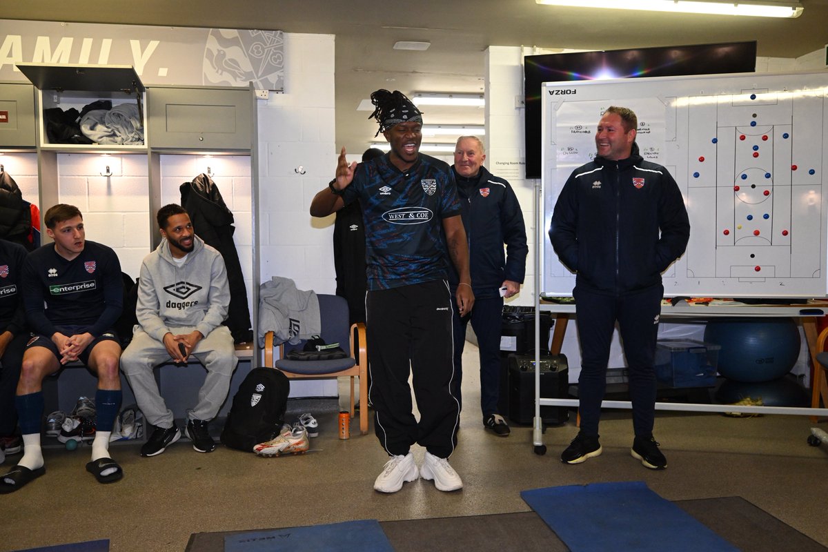 Dagenham & Redbridge tweet media