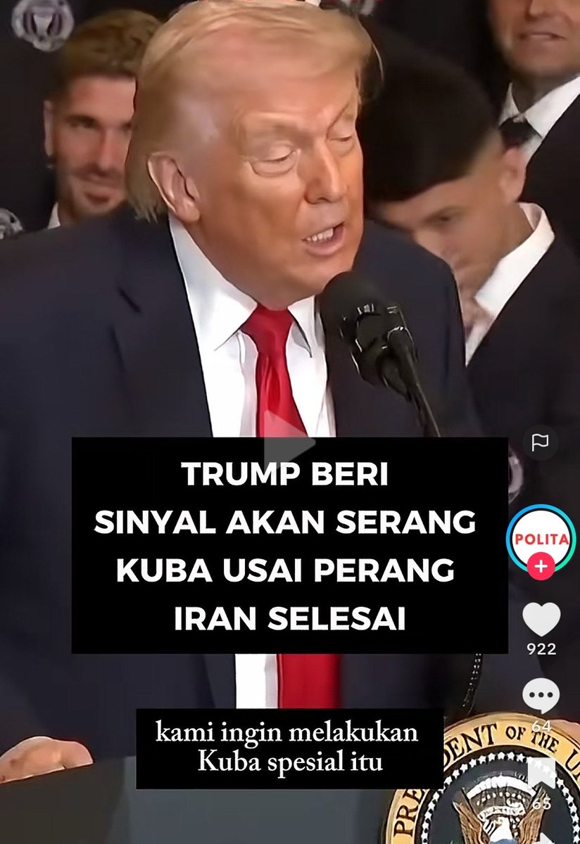 SuperkateKate's tweet image. serius ini kakek kakek bisa di santet apa kirim teluh gak sih gedeg amat gw liat nya

mana mau nyerang KUBA abis iniibarat kata Jaman gw SD ada geng nya nah trump ini geng nya dari semua negara 

#santet #trump #kuba #ww3 #bakuhantam