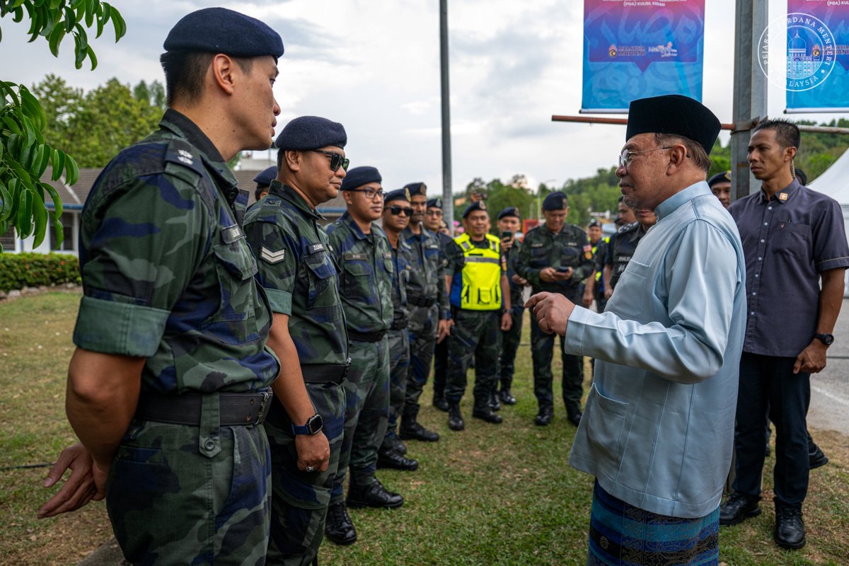 Anwar Ibrahim tweet media