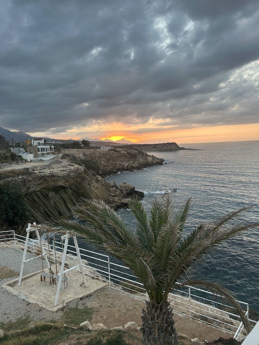 Hey guys it’s a beautiful day to believe and go again we never stop believing even if it looks like we loosing God will make a way