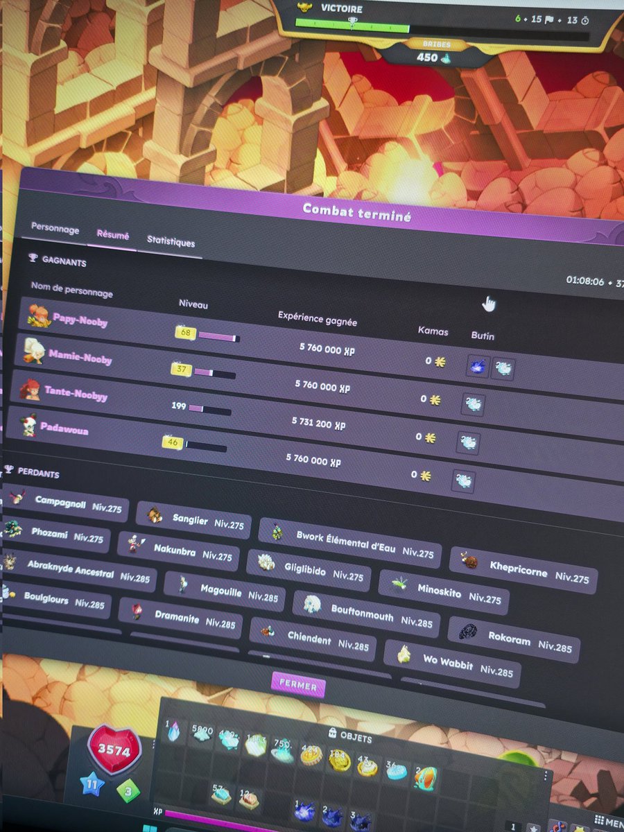 raphael3810's tweet photo. Première run en songe niveau Paradoxe 1 , ma team a tenu 6 vagues apres cettai trop hard pour moi mais super kiffant 😃👌 #DOFUS #Songe https://t.co/aYGsKCSRcN