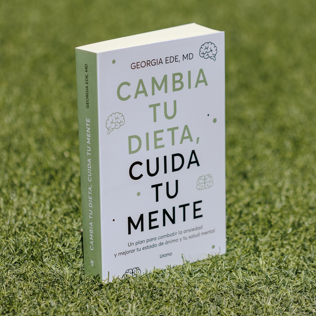 Ediciones Urano Colombia tweet media