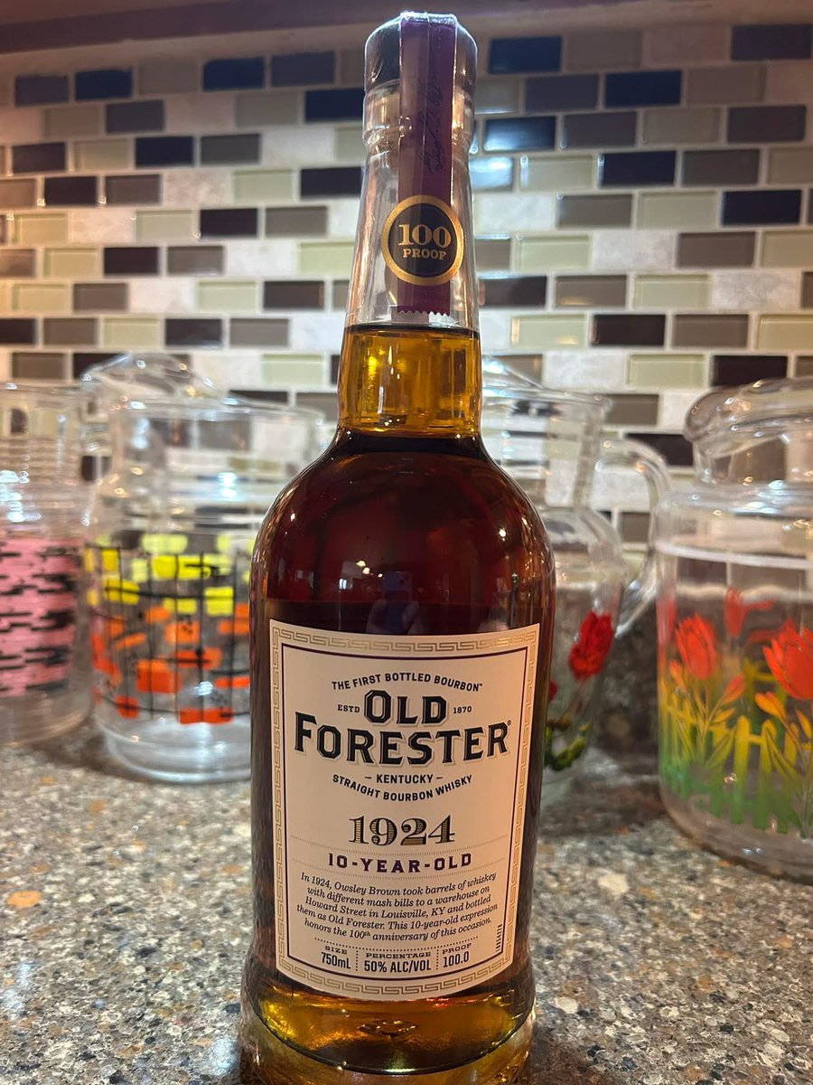 Happy Hour Liquor & Bar 🥃 tweet media