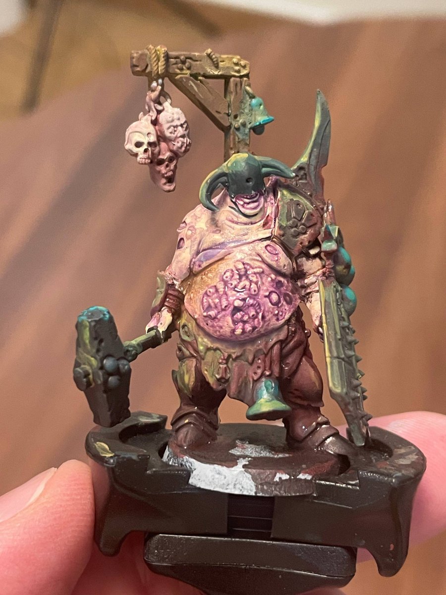 Wizzard_Rick's tweet photo. Paint night at work! Tried a speed painting technique — the secret is just painting really fast. Didn't finish in an hour, mixed colors on the model, takes forever to dry. Not bad as a base coat, one more session should do it. https://t.co/N52dqj4WAQ
