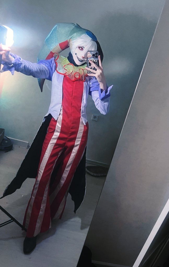 KayladFrost's tweet photo. 🎪

#Cosplay
#HelluvaBoss 
#HelluvaBosscosplay 
#Fizzarolli 
#Fizzarollicosplay https://t.co/0iuOKkmx6l