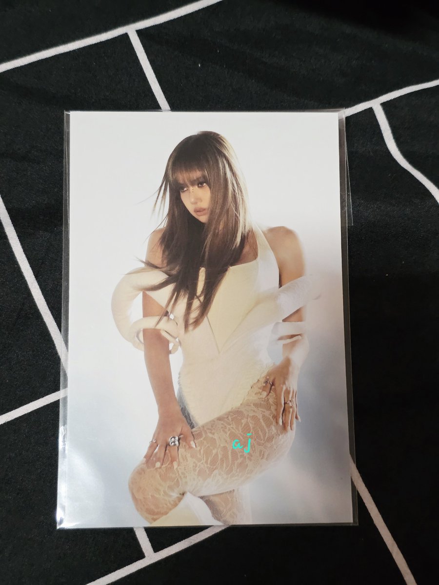 LALISA_loves_ME's tweet photo. And the damage for today are.. 🫣🤑🐥 #Ppeu #LISA https://t.co/JvJmV8Sj4z