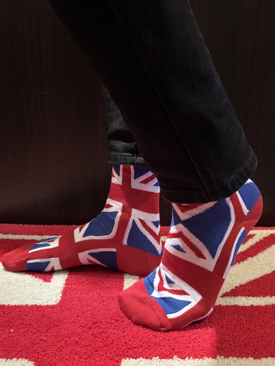 NEVERTRUST tweet media