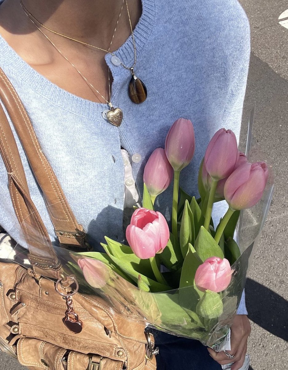 adreamylifee tweet media