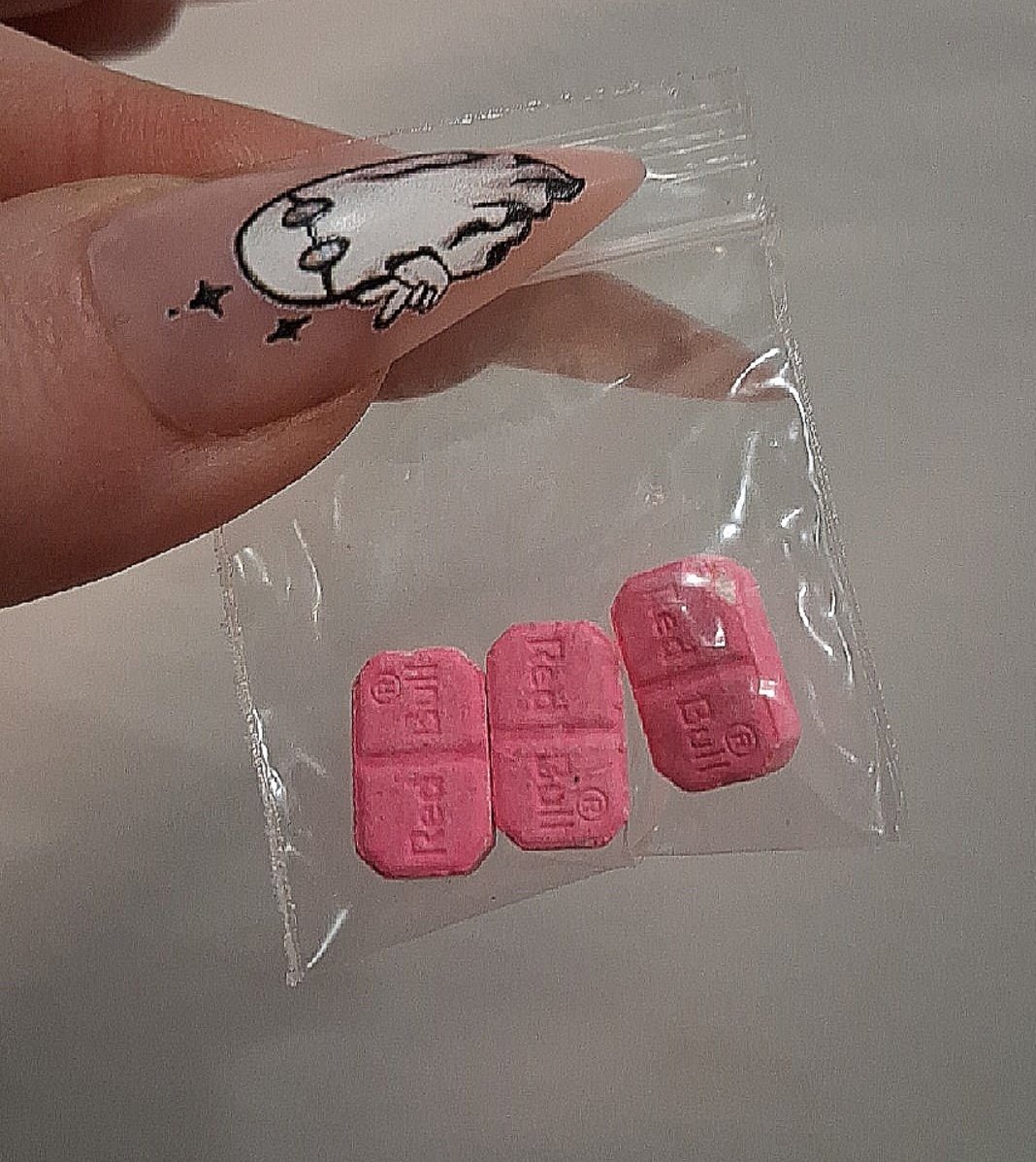 bxuqq4954's tweet photo. #drugtwt #mollytwt #xtc #ectasy #redbullmolly https://t.co/uUizYSr4J3