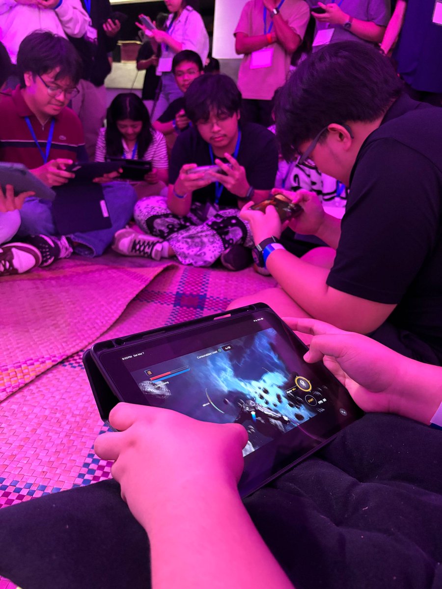 Developer Camp tweet media