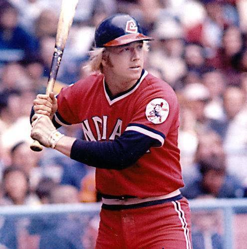 PolyesterUnis's tweet photo. Buddy Bell, 1975 @CleGuardians https://t.co/qzNuXbmV05