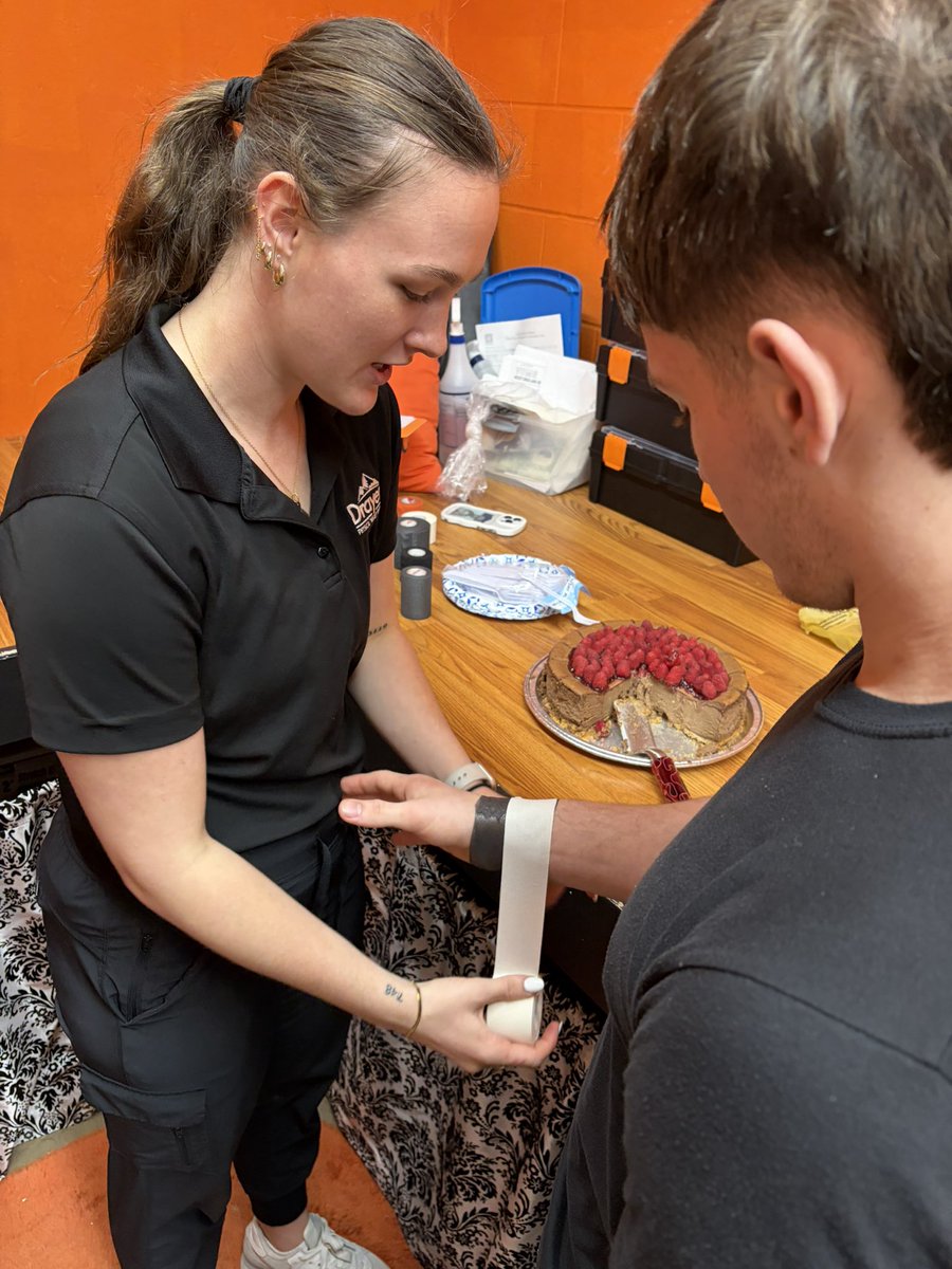 Kelli Veidt tweet media