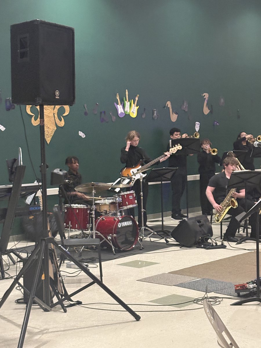 Clearview Bands tweet media