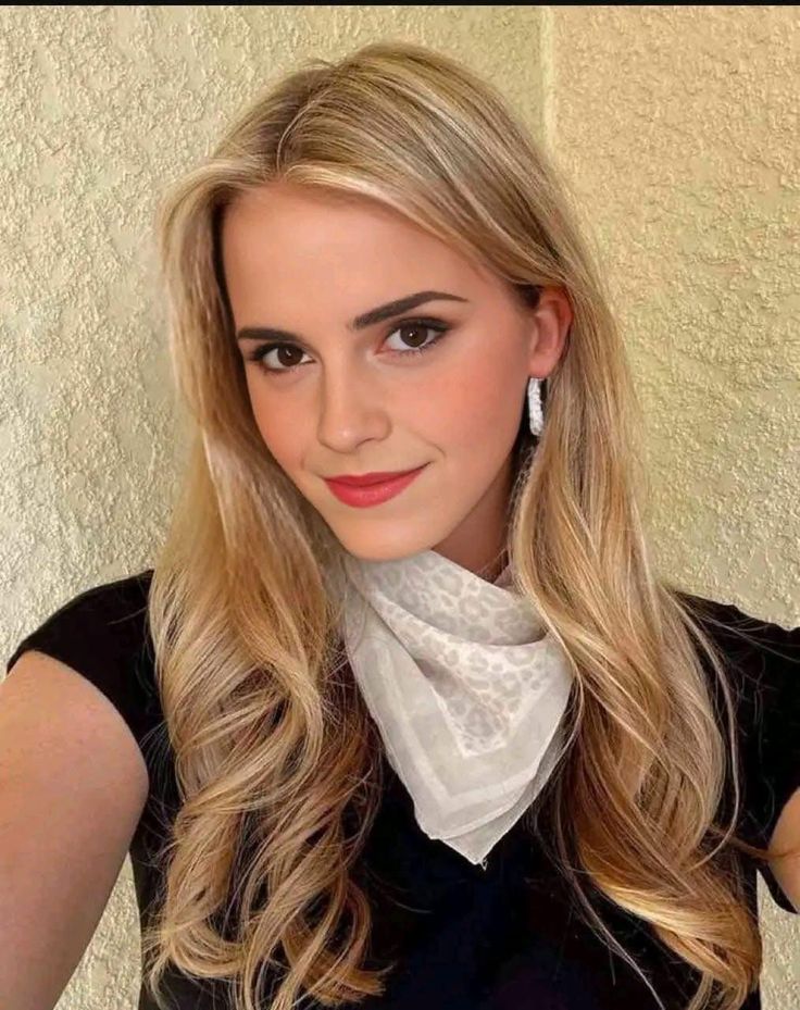 Emma Watson tweet media