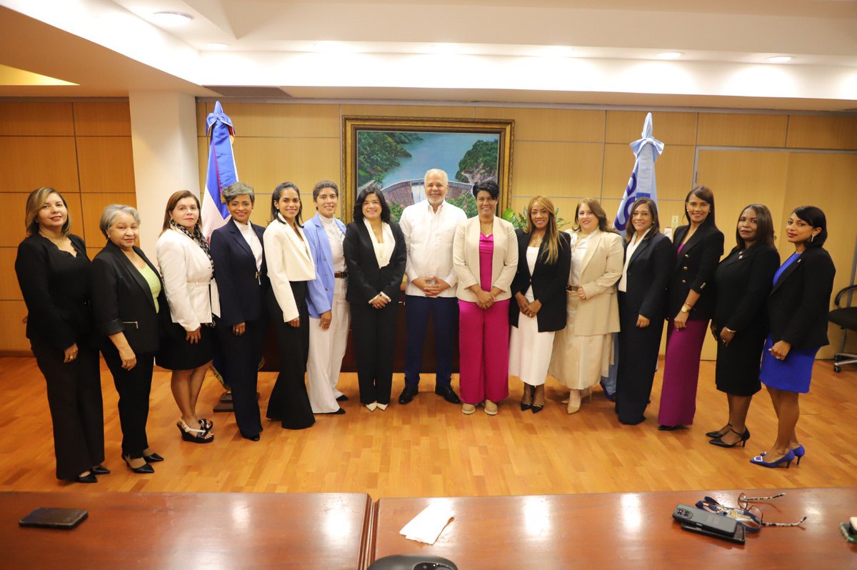 EgehidRD tweet media