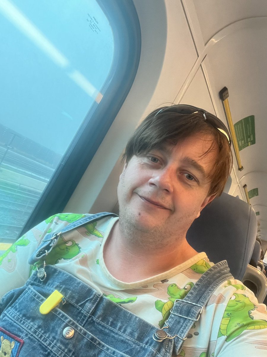 Captincrinkles's tweet photo. May have bought something crazy. On the train to go pick it up so excited. https://t.co/QzjmmDdJUi