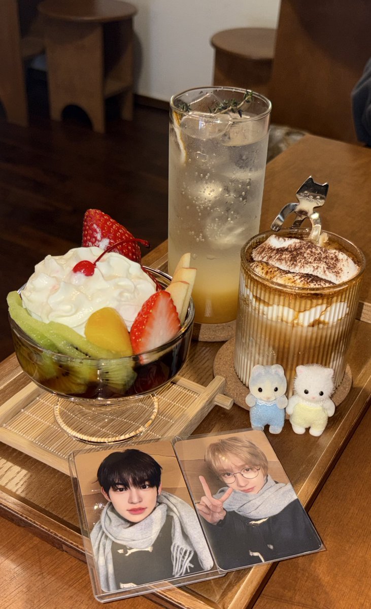 antkanfu's tweet photo. 🍮🥝🍑🍓🍎🍋☕️
#밥먹으로이동화실게요
#민제야_맛있제 https://t.co/2lk5bKKS2g