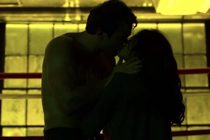 the way he’s sitting on elektra’s lap in this 😮‍💨😮‍💨😮‍💨😮‍💨😮‍💨