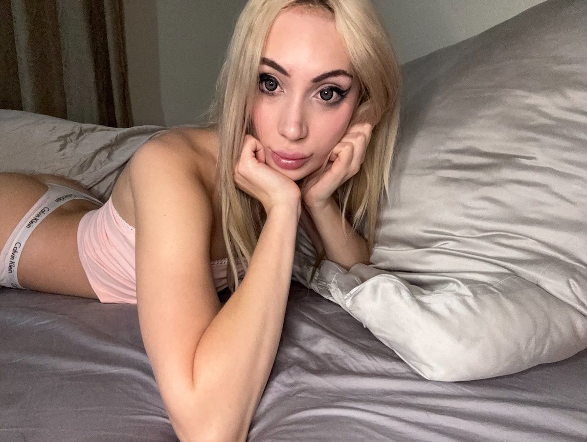 Yourtinydoll88's tweet photo. Would you say no to me? 🥺 https://t.co/CMJiMQmI6e