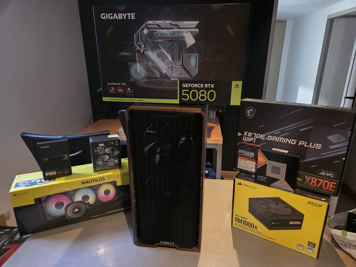 TomTom TV tweet media