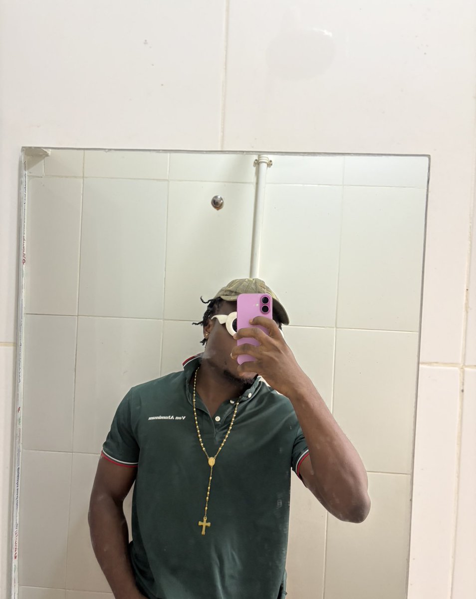 LU$O🦇 tweet media