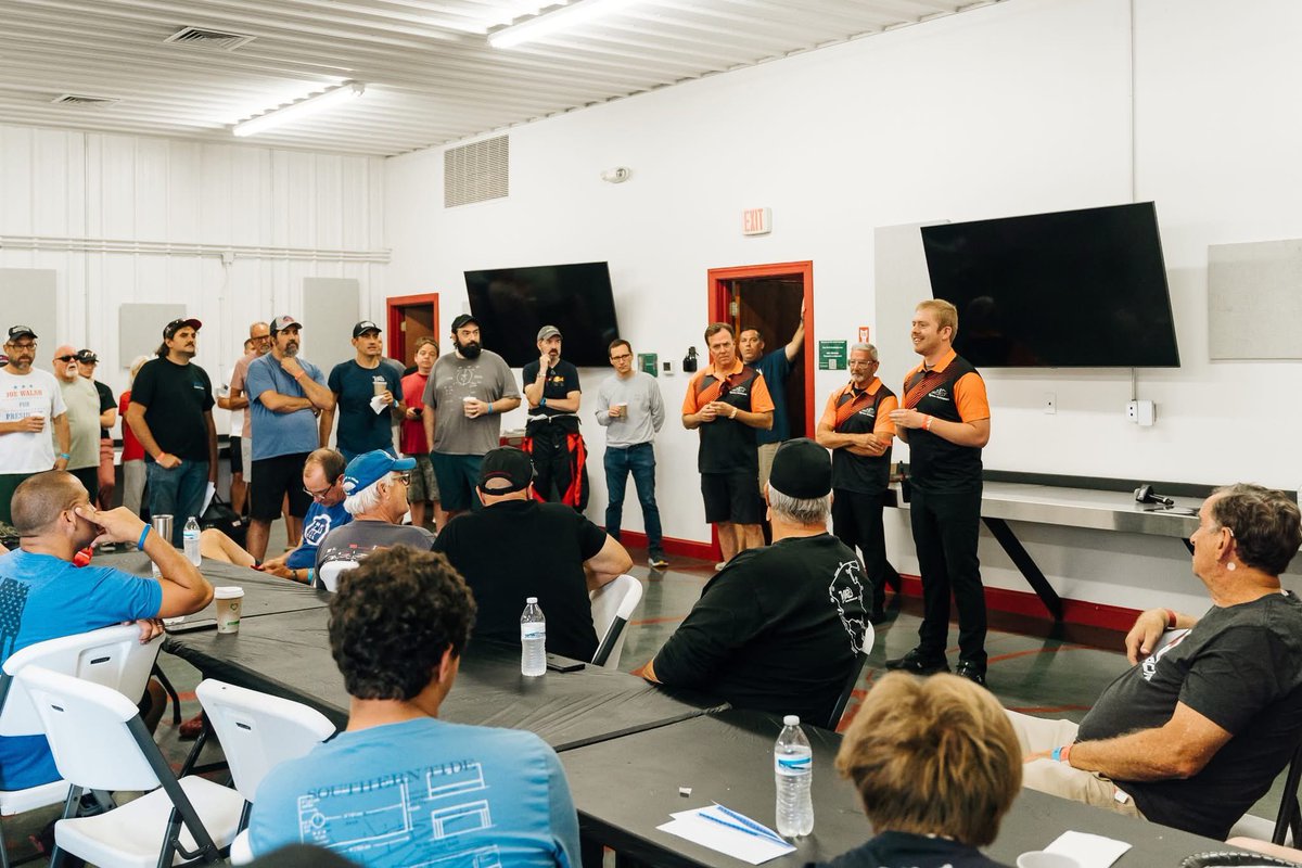 VIRginia International Raceway tweet media