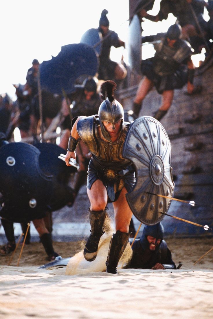 RagnarAbrazo's tweet photo. Hubo una época en los comienzos de los 2000 que salían obras maestras como ESDLA, Cruzada, Troya y Gladiador. 

Que pasó con el cine heróico? Quien les hizo convencer que ya no necesitábamos películas así? https://t.co/NJXfrpWSdq