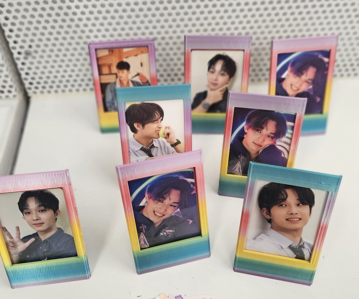 현식이 생일에 내가바빴던달😂
생카는 처음이였는데 너무 재미있었고
준비해주신 멜로디분들 너무 감사하고🙏
현식이 생일을 더더욱 축하해줄 수 있던 날
#현식이랑_SCENE307 #임현식 #BTOB #비투비 #임현식생일카페 #생카 #happy_hyunsikday
<a href="/HSBB0307/">SCENE#307</a>
<a href="/hshjini/">일상생활불가능</a>