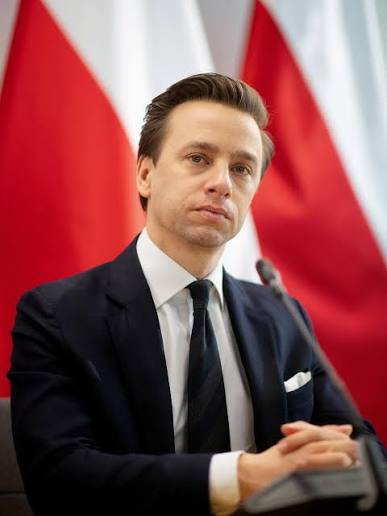 Kamil M. Wysocki tweet media