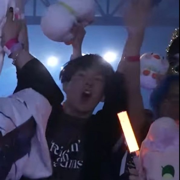 KayTany (かいたに) tweet media