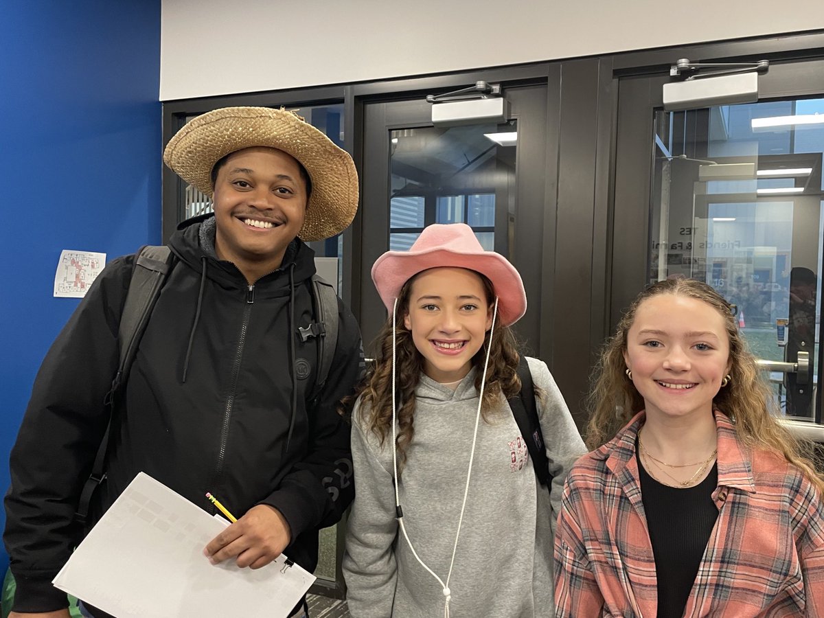 Mr. Booth tweet media