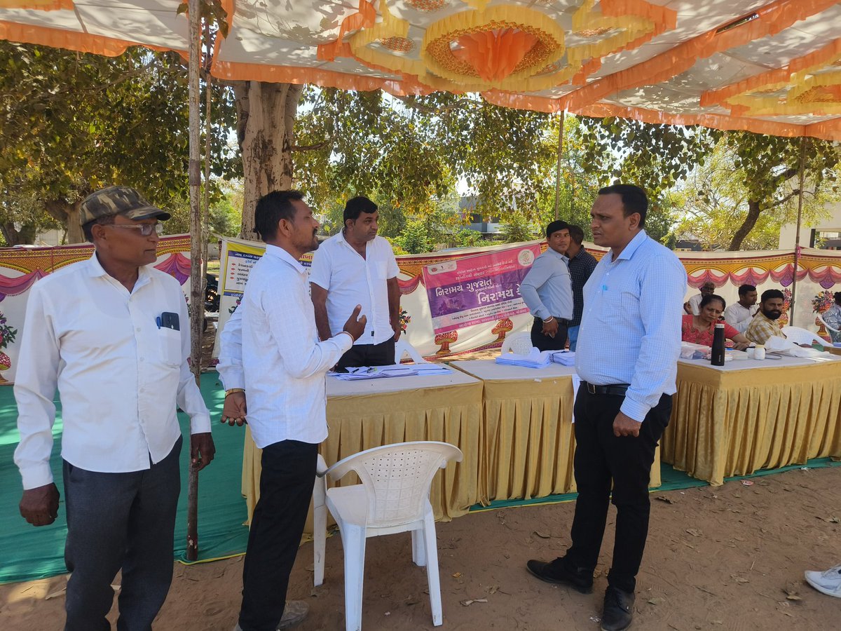 આજ રોજ મામલતદારશ્રી બાયડ ધ્વારા મોજે તેનપુર ખાતે સેવાસેતુ કાર્યક્રમની મુલાકાત લેવામાં આવી
<a href="/CMOGuj/">CMO Gujarat</a> <a href="/CollectorArv/">Collector & District Magistrate, Arvalli</a> <a href="/DdoArvalli/">DDO Arvalli Modasa</a> <a href="/PrantBayad/">PRANT OFFICER & S.D.M. BAYAD</a> <a href="/revenuegujarat/">Revenue Dep. Gujarat</a>