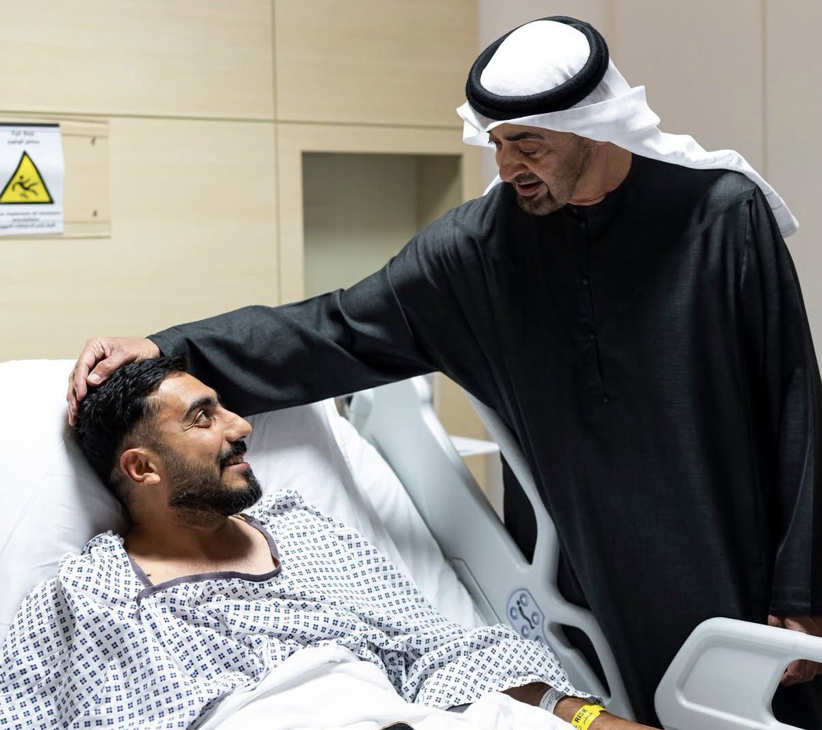 CMEflowdata's tweet photo. @Cobratate Our ruler goes out after iftar, walks around the mall, and visits the hospital to check on the injured. Meanwhile, they run away like rats the moment they hear the sound of air defense above them protecting the country they live in—cowards. https://t.co/6OQUE7fD0L