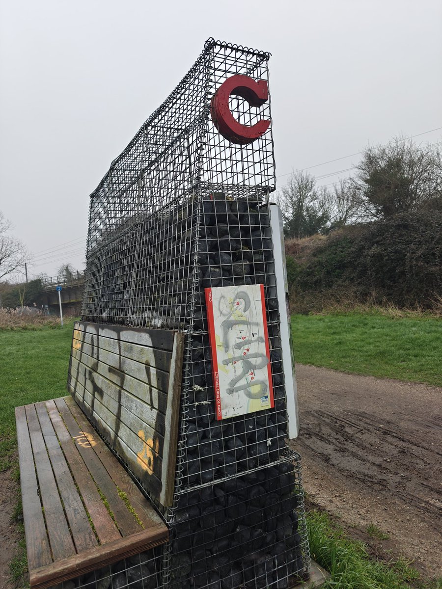 ColCivicSociety's tweet photo. 1/2
#SeenReportedSorted
A big thank you to the folk in the City Centre Neighbourhood Team who cleaned the graffiti off two interpretation panels along the National Cycle Route 51 through 'The Moors' after we reported it earlier this week. https://t.co/McPTp5Agho