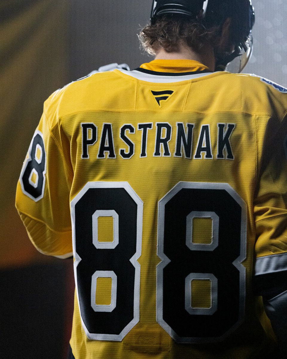 Boston ProShop tweet media