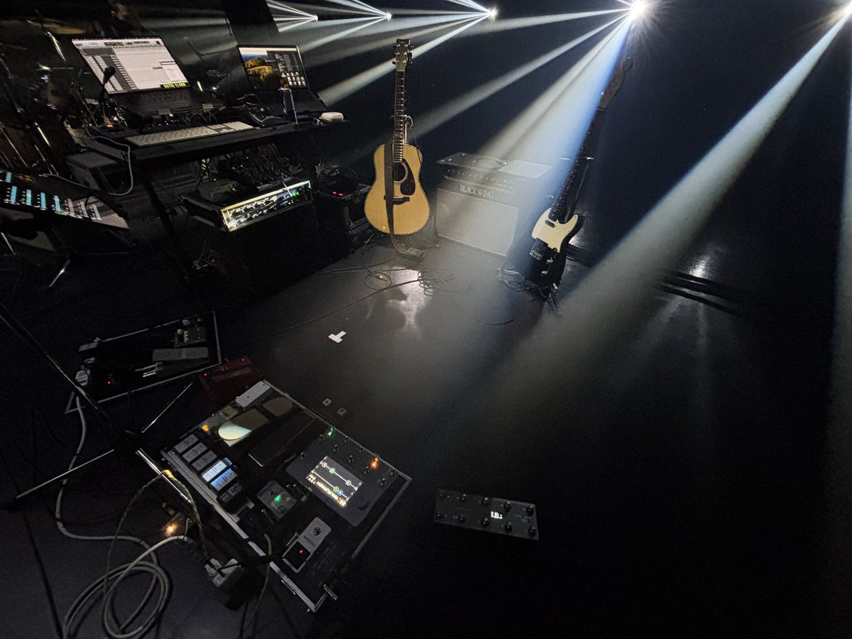 yudai_1222's tweet image. Stage setup.

#NeuralDSP
#SolidStateLogic
#Avid
#RME
#HUMPBACKengineering
#UltimaThuleSoundworks