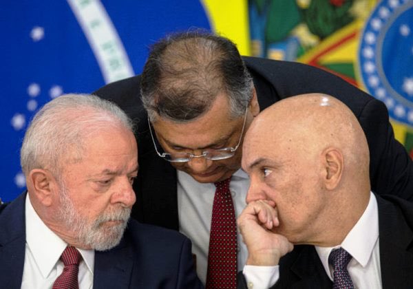 Lula's Criminal Symphony: Ministers Handpicked Like Pieces in a Grand Theft Puzzle

In the glittering theater of Brazilian politics, where promises rot faster than last week's feijoada, President Luiz Inácio Lula da Silva has achieved something truly historic: he has assembled