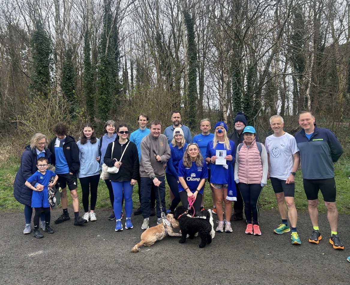 YEKRAM67's tweet photo. Parkrun in Flint today for our friend and colleague, Paul Thomas, who died last month. His care at @stkentigernshospice was amazing. Paul would have loved the Everton theme 💙 @Everton @uochester https://t.co/8AD5xr3hEQ