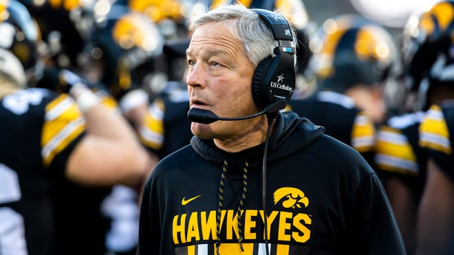 You think Kirk Ferentz is slowing down because he's 70 years old? Think again, Ferentz just signed THE BEST RECRUITING CLASS in IOWA HAWKEYES HISTORY by AVG Recruit Ranking. The 89.38 AVG is also the first time the Iowa class averaged a 4 star recruit. The 2026 class is 1.05