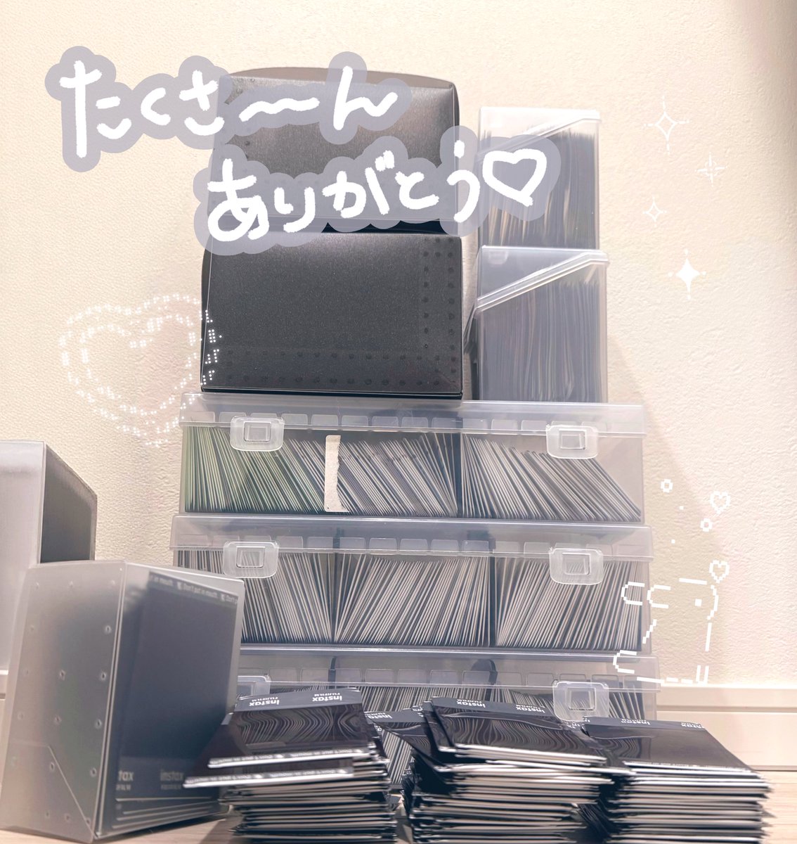 宿題チェキたくさん注文ありがとう！♡
全部愛込めて書いてるよっ

届くのしばらく先だけど、のんびり待っててもらえると嬉しいです🥹