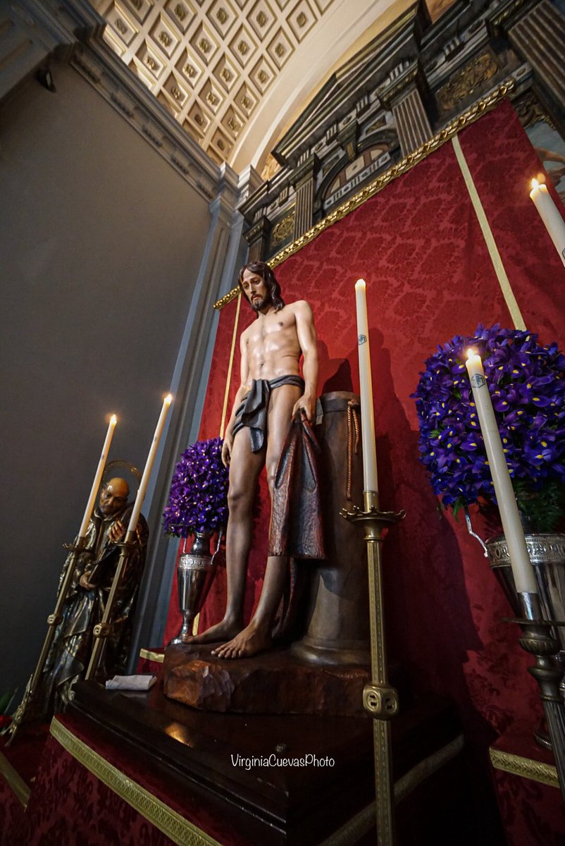 VirCuevas79's tweet photo. Hoy #Besapié al Santo Cristo de la Humildad en su sede de la Iglesia de las Esclavas de #Valladolid (17h a 20h)
#valladolid
#cuaresma https://t.co/in9L8F2bZR