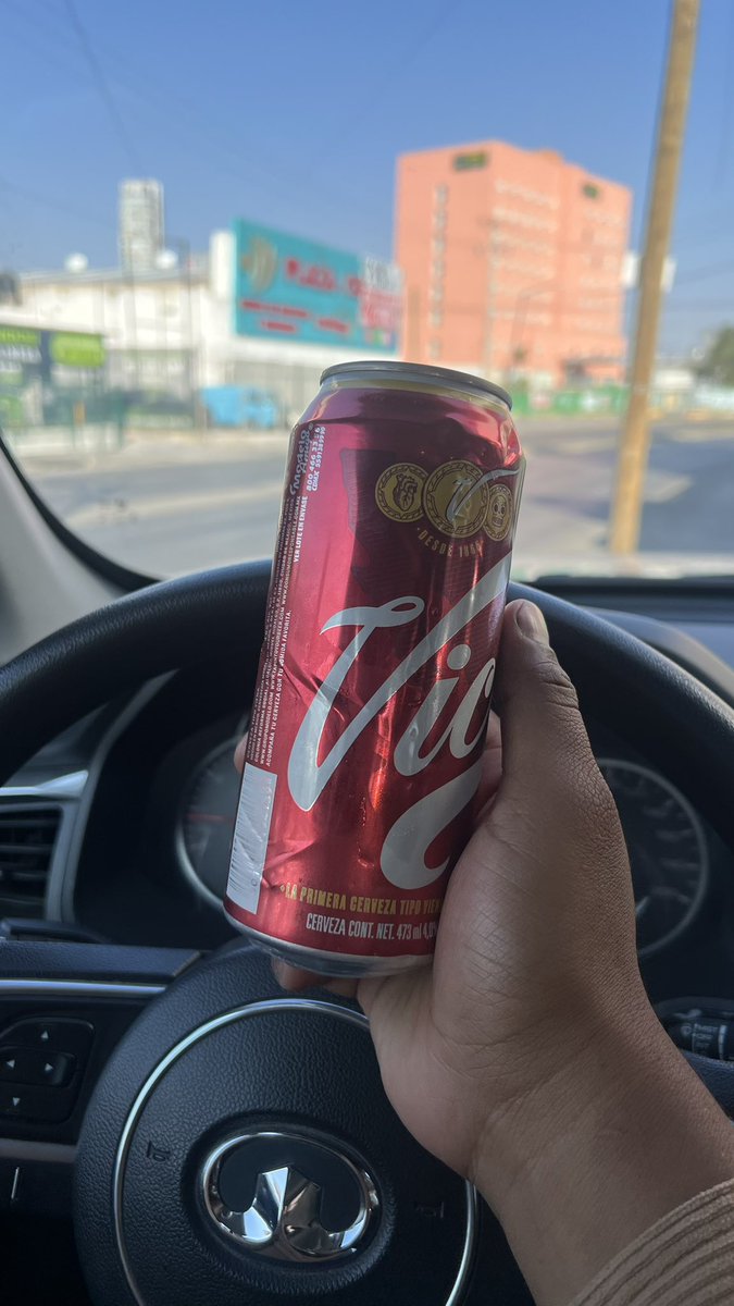 CAPUCCINOS 🍍 tweet media