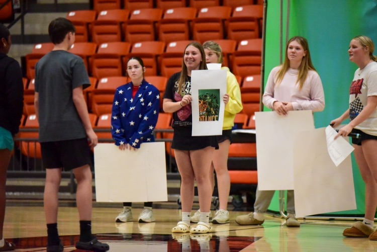 Here are more Read Across America Week pictures! "Thank you" to those who donated for our special week of reading celebration.🧡🖤