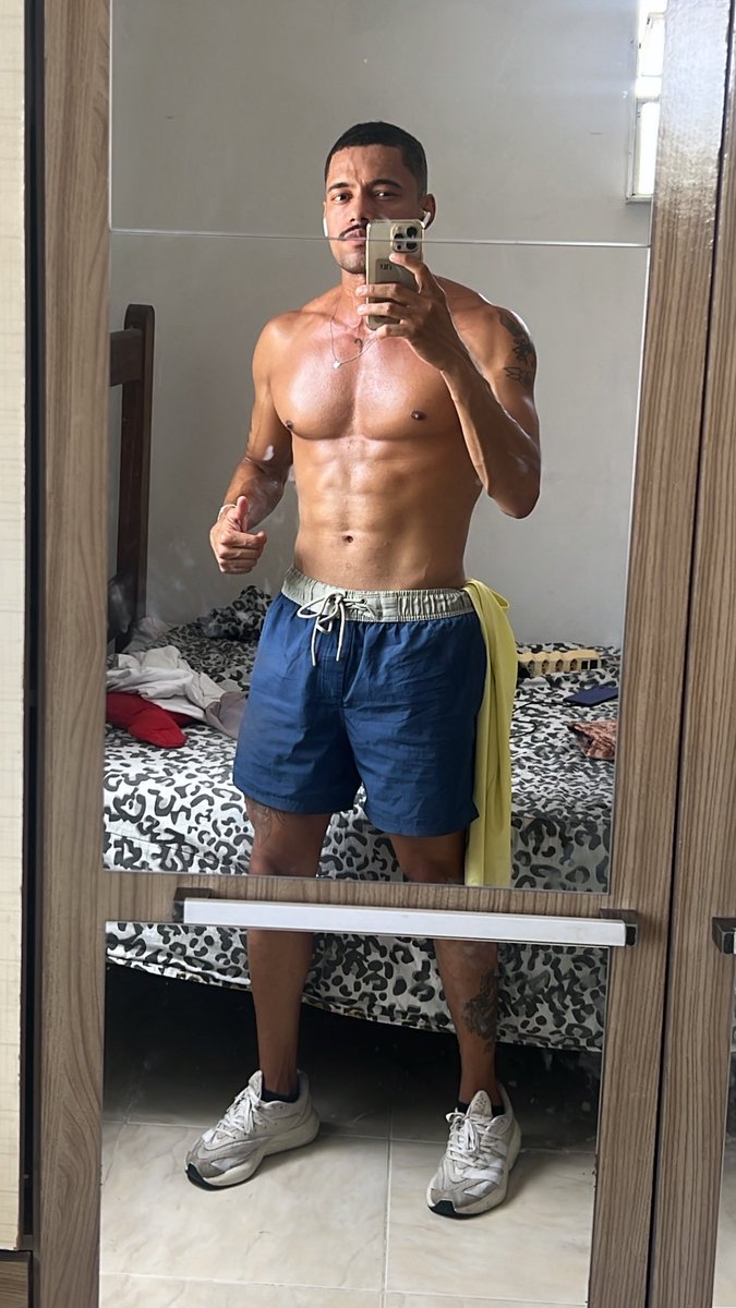 BIGODINHO DE PUTO tweet media