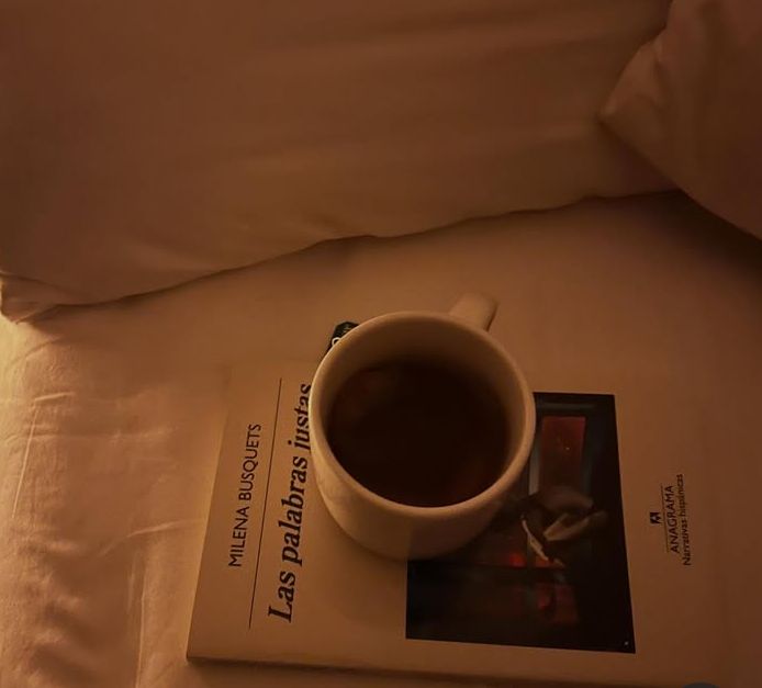 La lectura abre horizontes que transforman la vida,
nutre la mente y acaricia el alma. No es un pasatiempo,es un viaje interior.