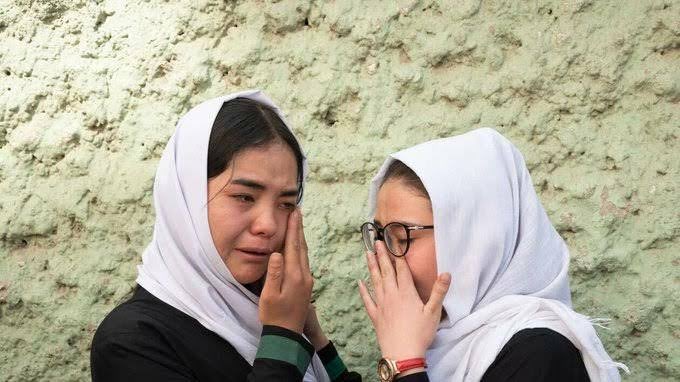 mnfz79's tweet photo. Afghan girls asked only for books, not a prison of silence and bans. Do not take their dreams away!!!

#EndGenderApartheidInAfghanistan https://t.co/DR7QbW5kom