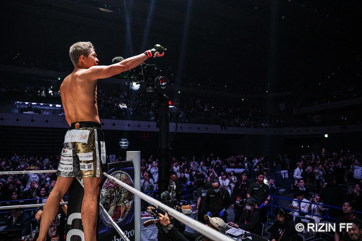 秋元強真 tweet media