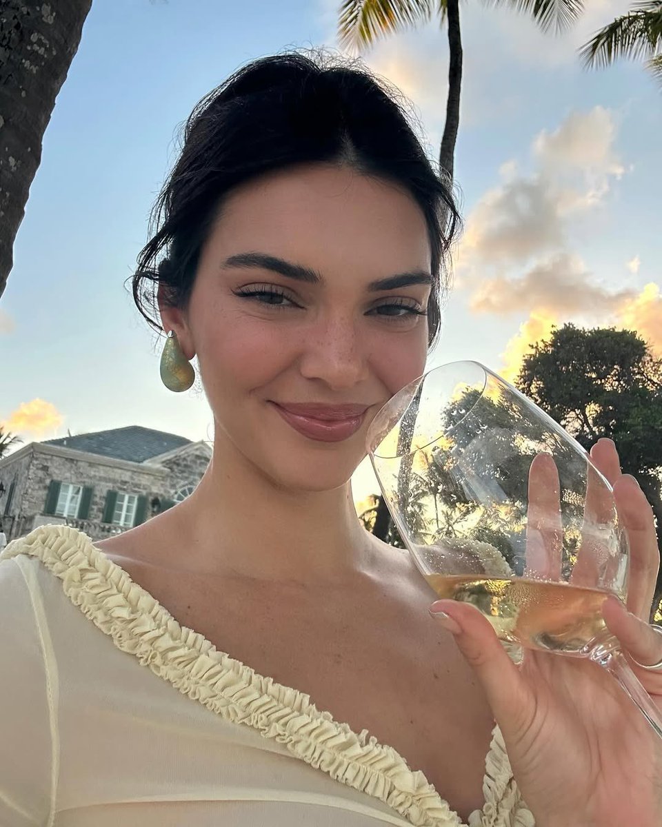 kendall jenner archive tweet media